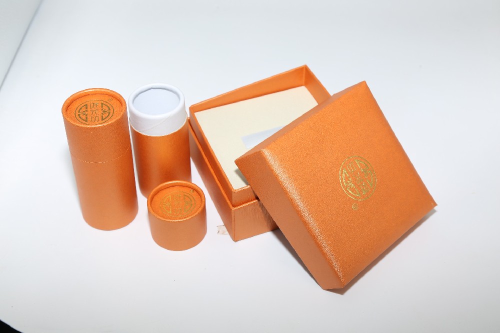 廣州包裝盒印刷廠：幫你打造獨一無二的禮品盒、食品盒和灑具盒！